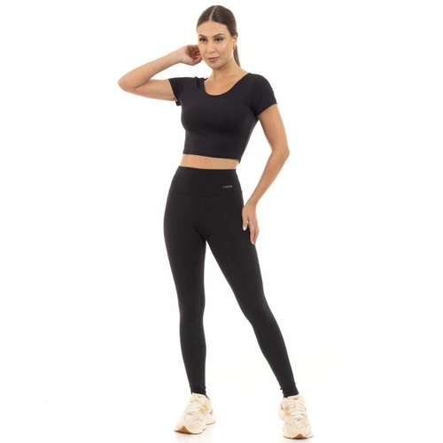 Blusa Cropped Manly